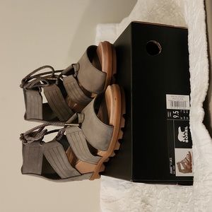 SOREL Joanie II Lace Suede Sandals Sz 9.5 NWOT